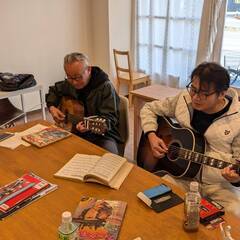 【西宮】60代からの初心者ギター教室🎸無料体験あり／手ぶらOK／趣味仲間づくりにの画像