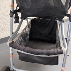 折りたためるバギーの画像