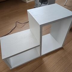 収納棚