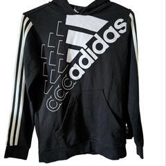 adidasパーカー