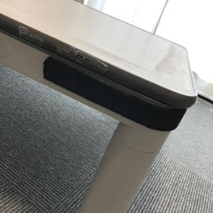 【無料】こたつテーブル　汚れありの画像