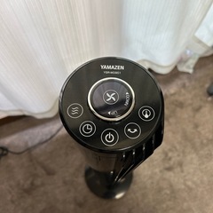 タワー扇風機　YAMAZEN YSR-WD901の画像