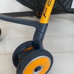 combi F2　B型ベビーカー 専用シート付き  の画像