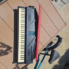 電子ピアノ