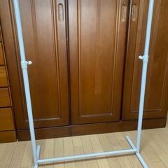 ハンガーラック　白　