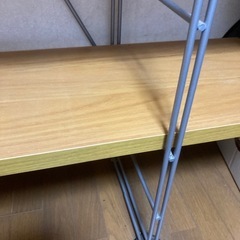 話し中　合板4段棚  金属製支柱の画像