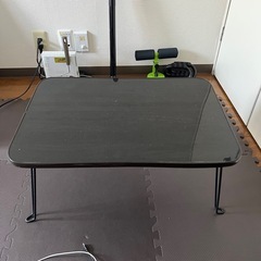 折りたたみテーブル