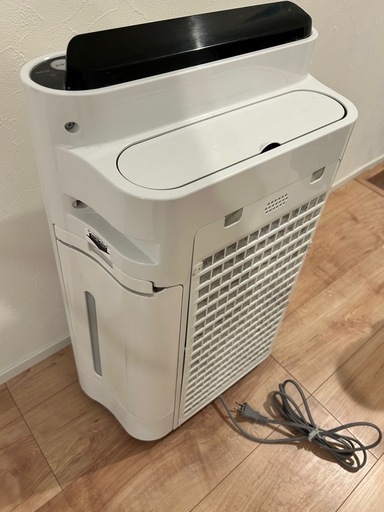 ジャンク 空気清浄機 シャープKC-G50 (トヨ) 大倉山の生活家電の