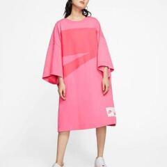 NIKE　オーバーサイズワンピースの画像