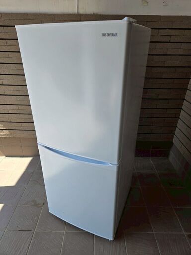 アイリスオーヤマ ☆2024年製 中古美品☆142L 冷凍冷蔵庫 IRSD