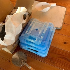 石焼の器　まな板　保冷剤　まとめ
て　🎣⛺️ 釣りやキャンプアウトドアにいかがですかの画像