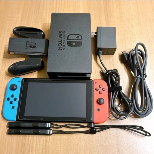 限定価格！
【美品】任天堂switch本体+おまけポケモン