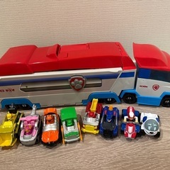 パウ・パトロール・パウパトローラー&ダイキャストビークルの8台セット