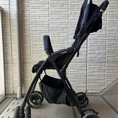 コンビ　B型ベビーカー　Acbee