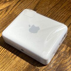 AirPort Express base アップル エアーポート ベースステーションの画像