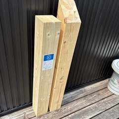木材　105×105ミリ　長さ約800ミリ