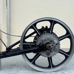 Z400FXリア足回り1式