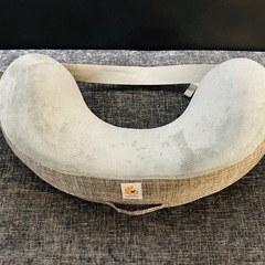 エルゴベビー 授乳クッション ナチュラルカーブ・ナーシングピローの画像