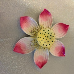 【配達可能】【在庫整理】新品 蓮の花スフィアスタンド2点セット（赤・緑）／直径17cmの画像