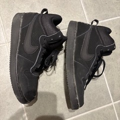【受渡予定者有り】ナイキ　NIKE スニーカー　25.5cmの画像