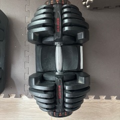 可変式ダンベル（40kg×2）、16kgケトルベル、可変式フラットベンチ