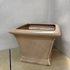 正方形陶器の植木鉢