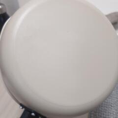 軽いフライパンの画像