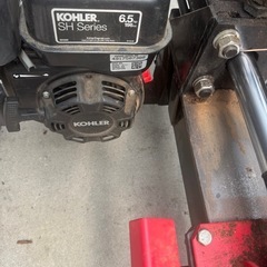 エンジン式薪割り機レンタルします。