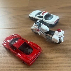 トミカ　ミニカーセット3台
の画像