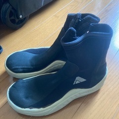ウェットスーツ&ブーツの画像