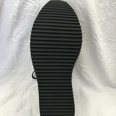 ☆ドリーム２号館☆ ⭐ジモティー割引⭐CONVERSE/オールスターチャンキーボード/1SD064/BK/29.0cmの画像