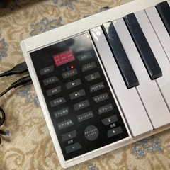 電子ピアノの画像