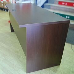 オフィスデスク 幅140×奥行60×高さ70cm Z-RFPLD-1460W2 ノルムシリーズ 木製デスク 配線穴あり シンプル 机 札幌市 清田区 平岡の画像