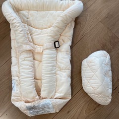 エルゴ抱っこ紐　新生児インサートの画像