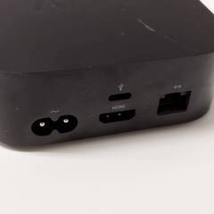 Apple TV 第4世代 32GB (A1625)の画像