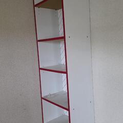 180センチの高さのある収納棚
