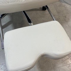 ゲーミングチェアの画像