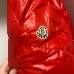 モンクレール　茶タグ　ダウンジャケット　レッドの画像
