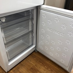 安心の1年保証付！！【TOSHIBA 2ドア冷蔵庫】売ります！取りに来れる方限定！ 安心の6ヶ月保証付き！TOSHIBA(東芝) 5ドア冷蔵庫売ります！
