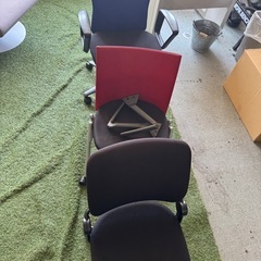 オフィスイス3つ