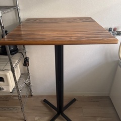 エアリゾームインテリアバーテーブル