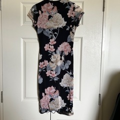 Fashion Nova 花柄 ワンピース