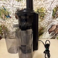コールドプレスジューサー
