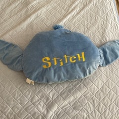 スティッチ　クッションの画像