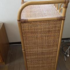 藤の5段チェストの画像
