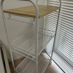 ※明日夜限定※【無料】3段ラックお譲りします（木目×ホワイト／引き取り希望）の画像