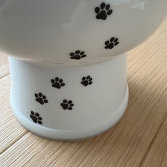 一度も口をつけてません　猫壱　猫用　ウォーターボウル　目盛りの画像
