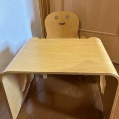 テーブルと椅子セット　子ども用