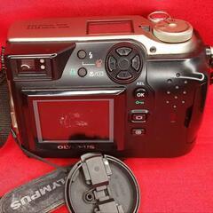 OLYMPUS　CAME    C-2040の画像