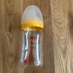 哺乳瓶